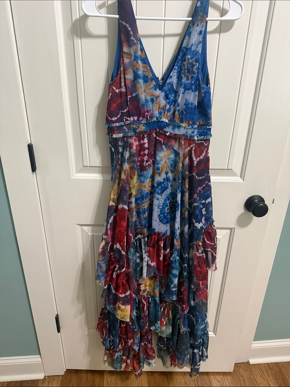 Designer Alice+Olive Watercolor Tie Dye Handkerchief Hem Midi/Maxi Dress. Size 0